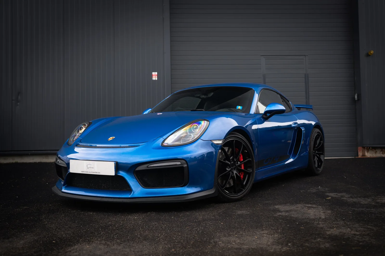 Porsche Cayman GT4, DM Services Auto
