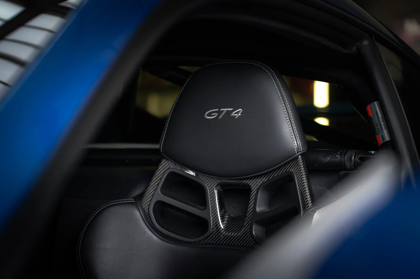 Porsche Cayman GT4, photo 7